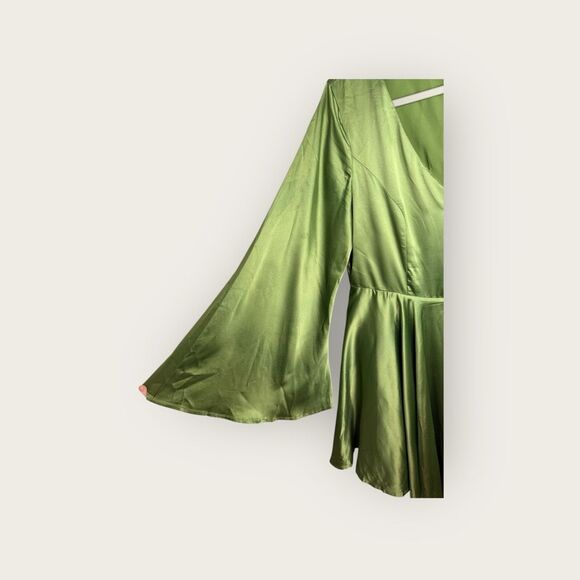 ASOS Ei8th Hour Exclusive Satin Skater Dress Bell Sleeve Green Size 14 - Picture 6 of 8